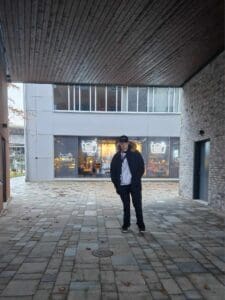 Received 2038668093141396